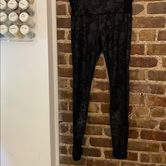 Athleta Pants - Athleta black on black floral yoga tights